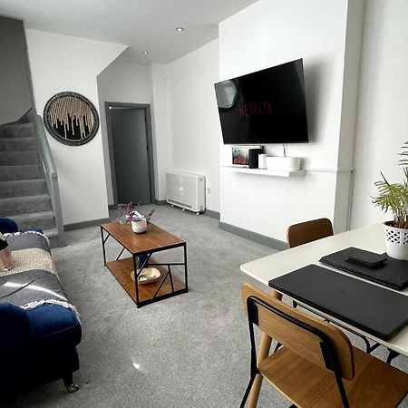 Luxury 2 Bed Duplex Apartment By Yo Room! - Leicester City- Free Parking מראה חיצוני תמונה