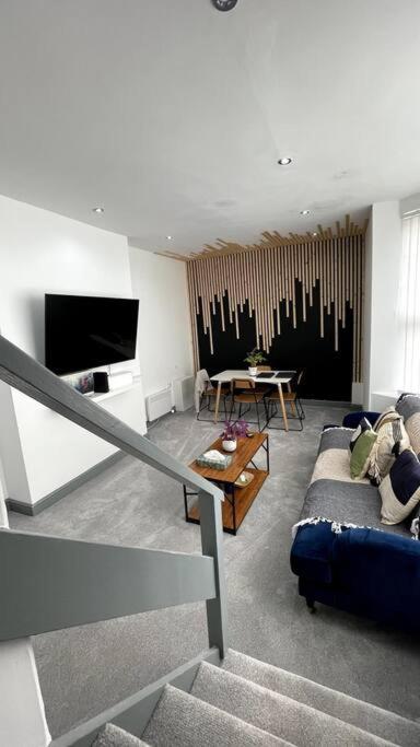 Luxury 2 Bed Duplex Apartment By Yo Room! - Leicester City- Free Parking מראה חיצוני תמונה